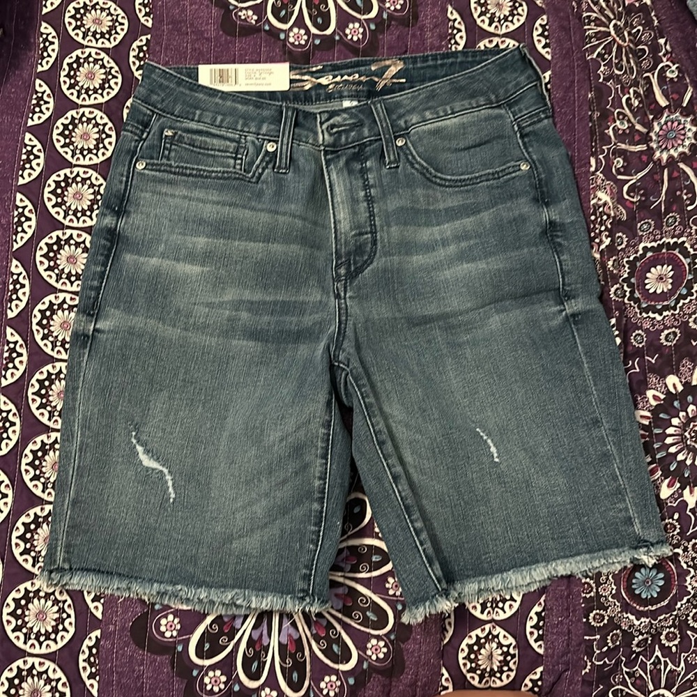 Seven7 Bermuda shorts